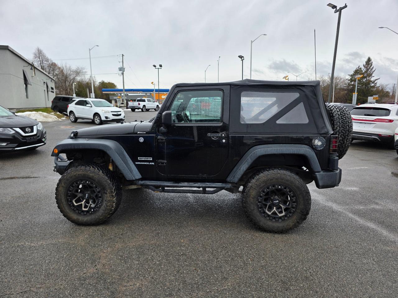 2017 Jeep Wrangler Sport 2dr 4x4 Photo