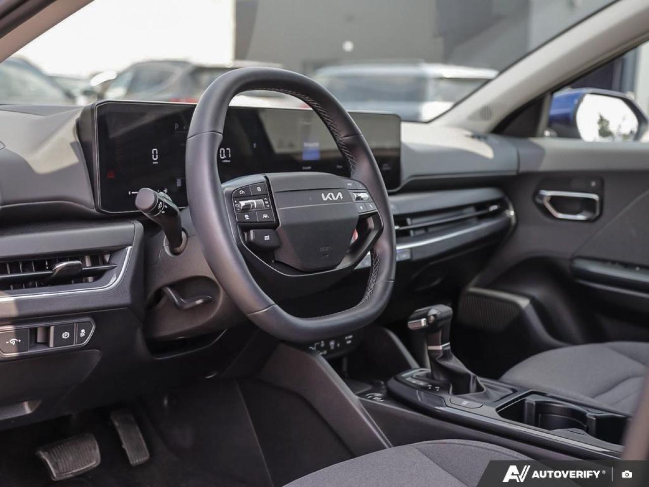 2025 Kia K4 EX 4dr Sedan Photo