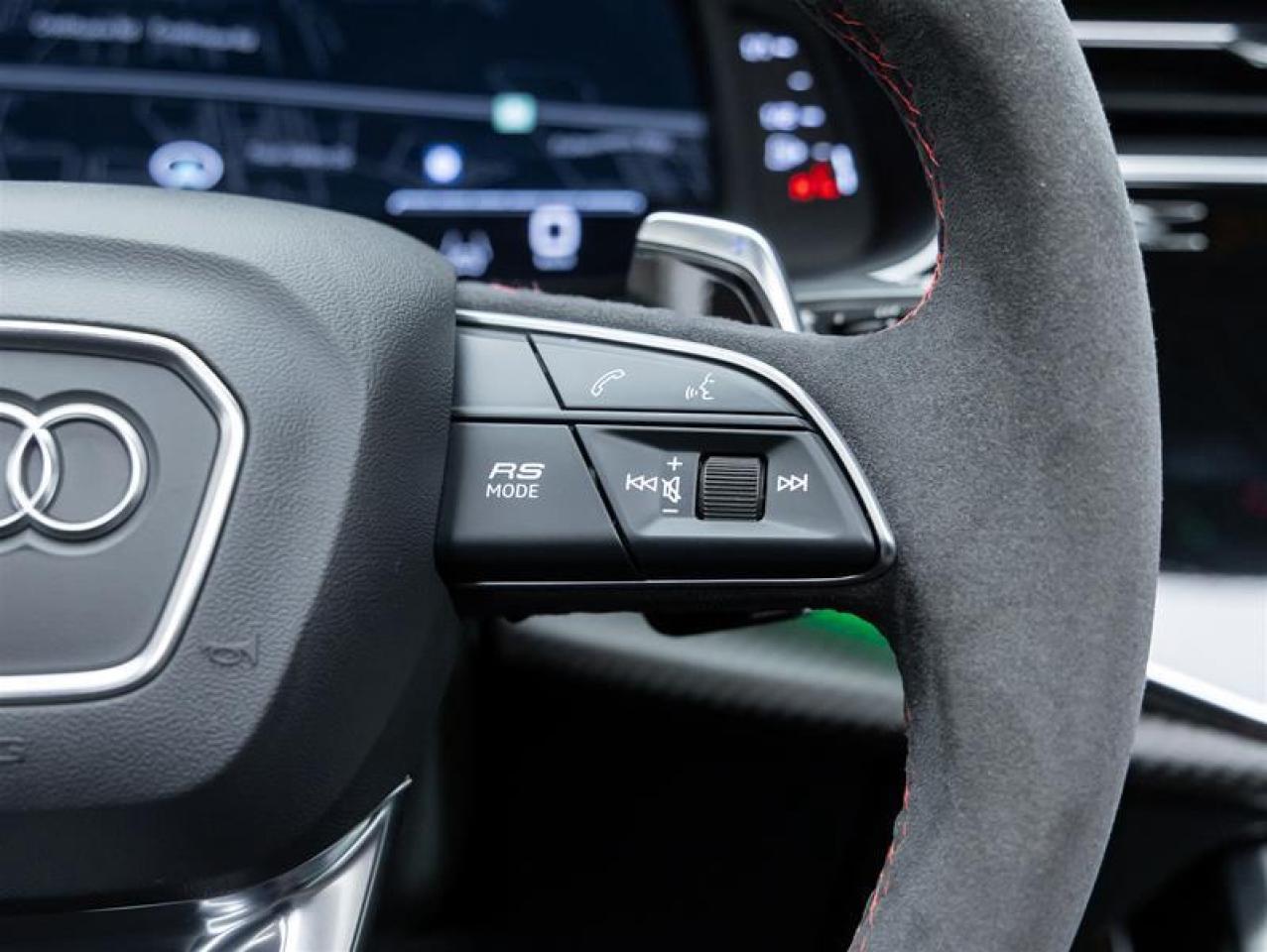 2021 Audi RS Q8  Photo