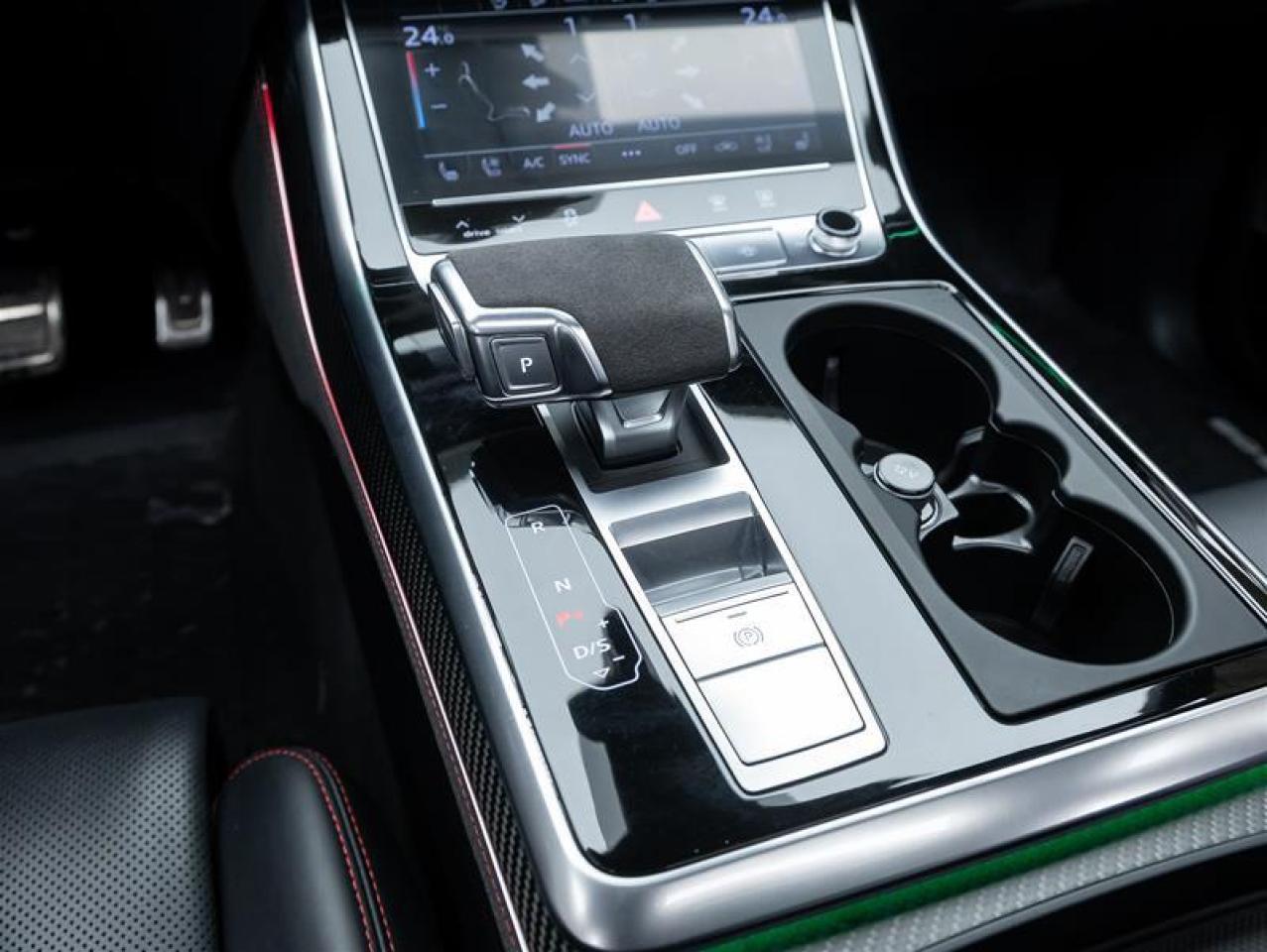 2021 Audi RS Q8  Photo