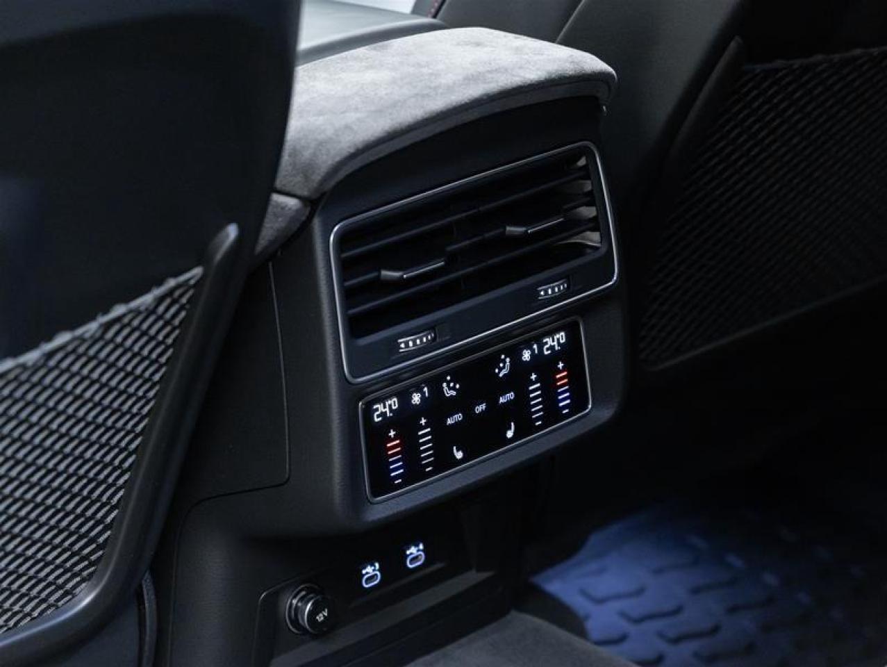 2021 Audi RS Q8  Photo