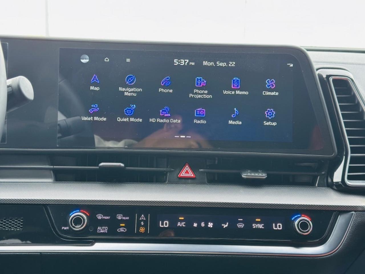 2025 Kia Sportage EX Premium Photo