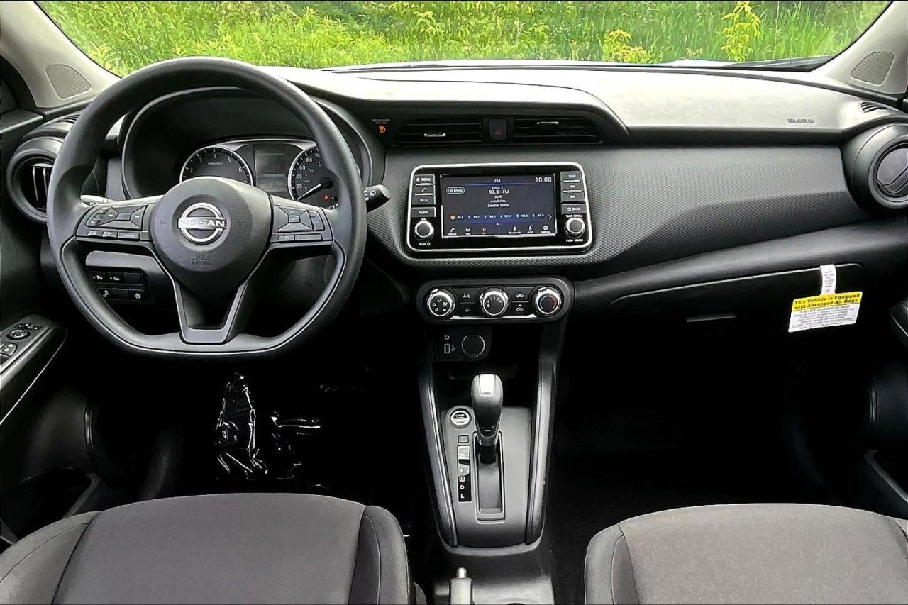 2025 Nissan Kicks Play S 4dr Front-Wheel Drive Photo