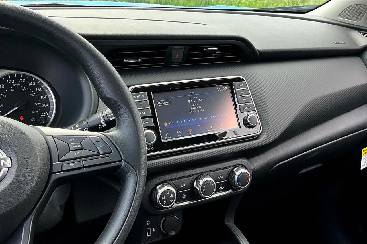 2025 Nissan Kicks Play S 4dr Front-Wheel Drive Photo