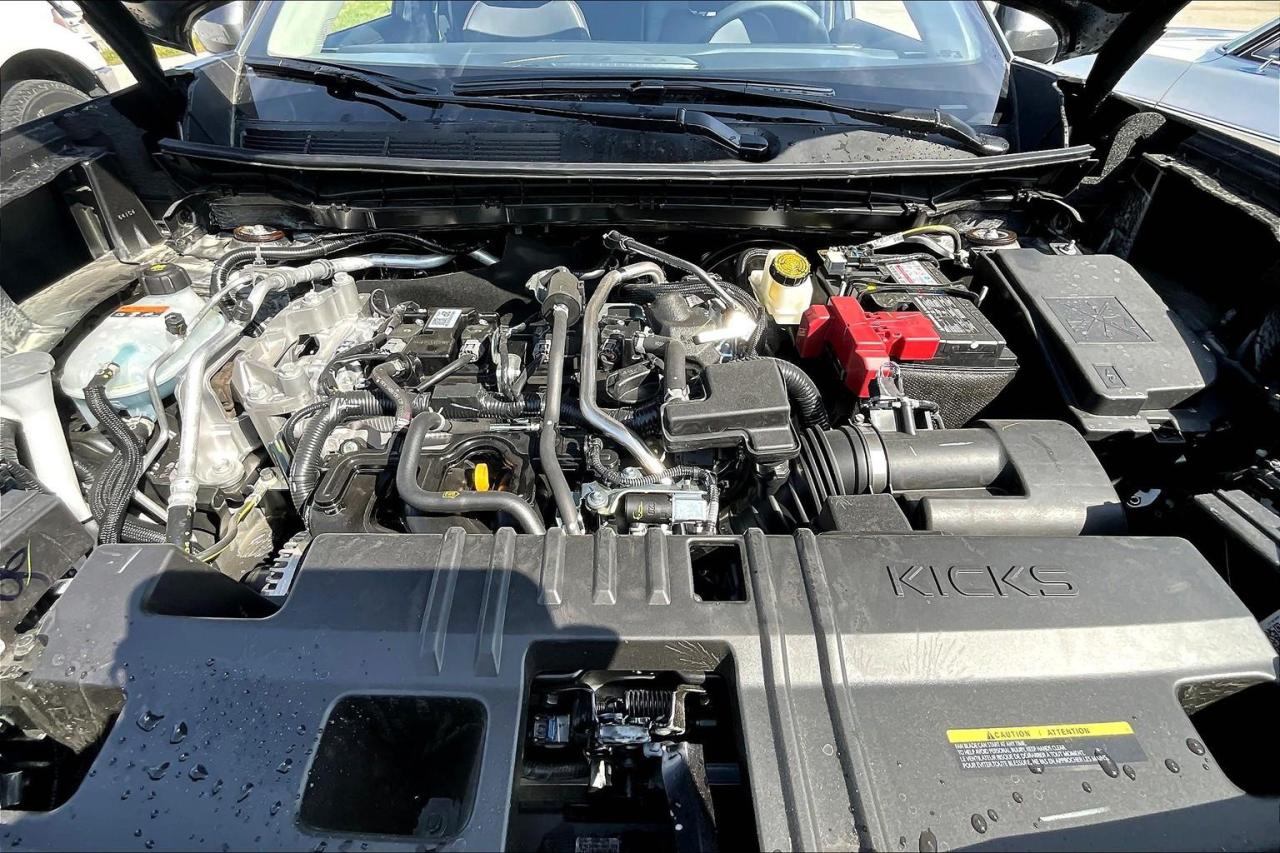 2025 Nissan Kicks SR 4dr All-Wheel Drive Photo