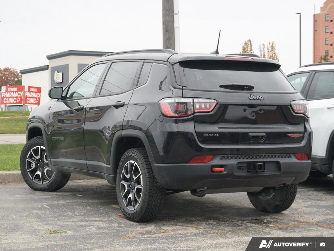 2026 Jeep Compass Trailhawk 4dr 4x4 Photo