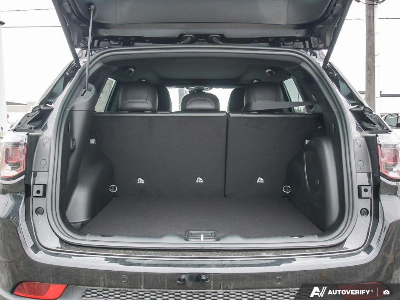 2026 Jeep Compass Trailhawk 4dr 4x4 Photo