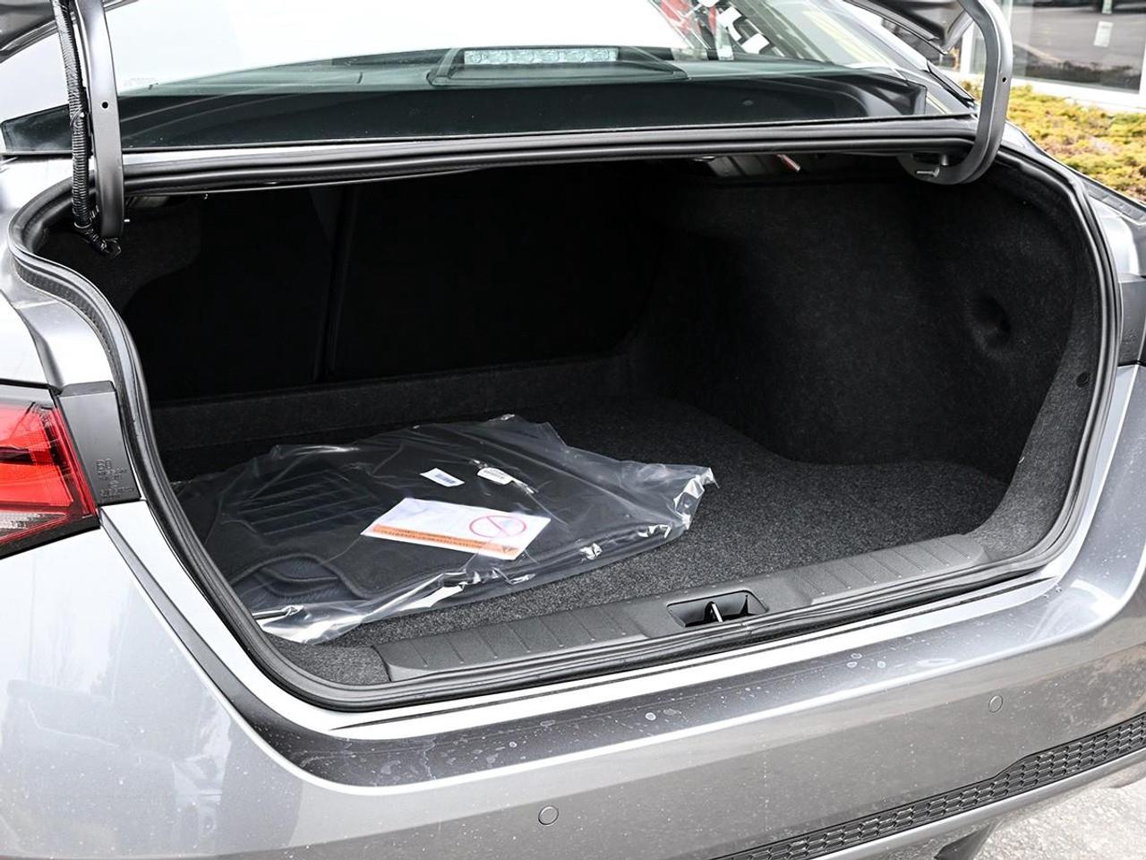 2025 Nissan Sentra SV 4DR SEDAN Photo