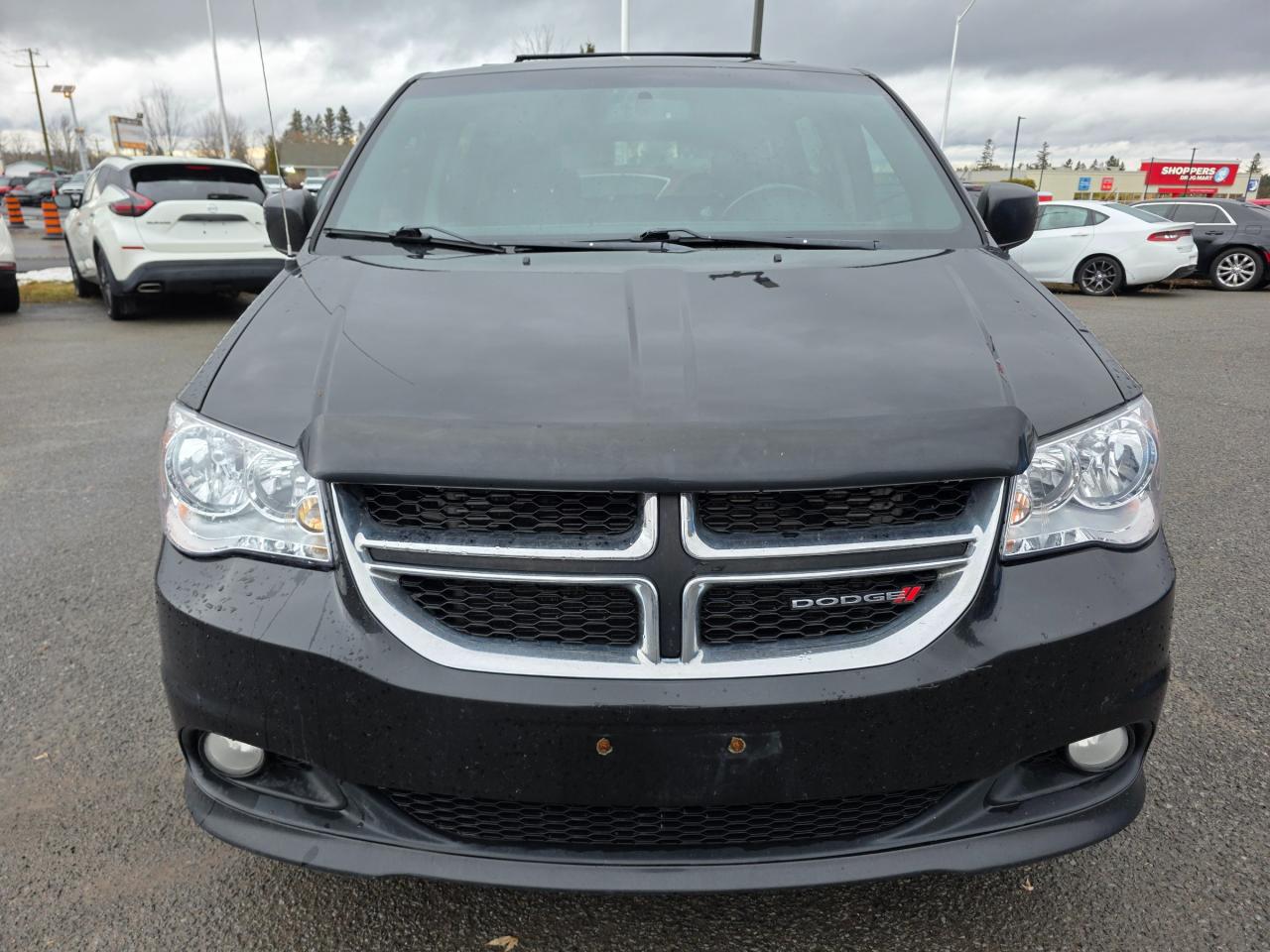 2016 Dodge Grand Caravan SE/SXT Passenger Van Photo