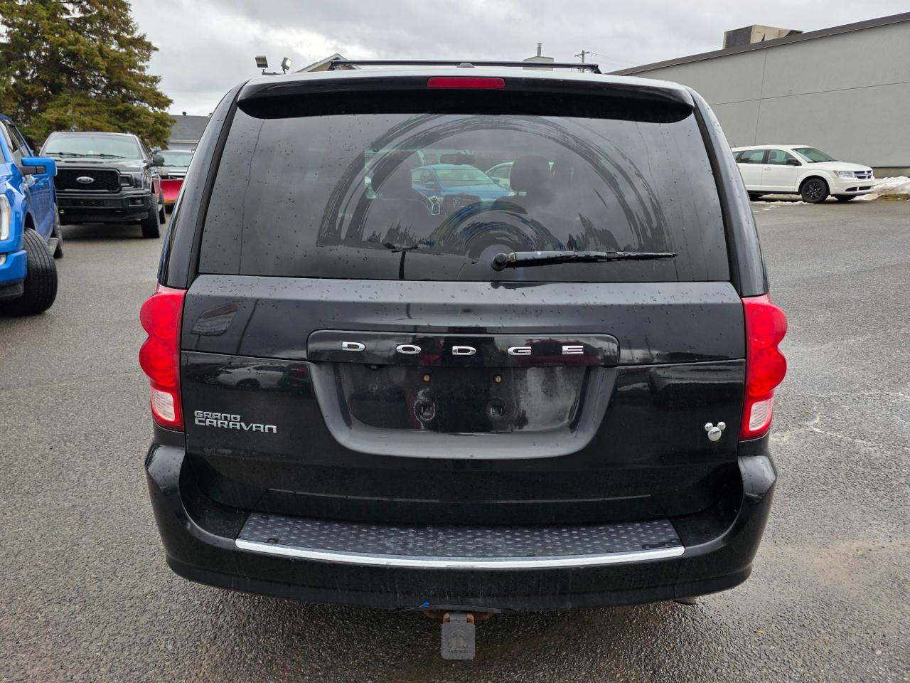 2016 Dodge Grand Caravan SE/SXT Passenger Van Photo
