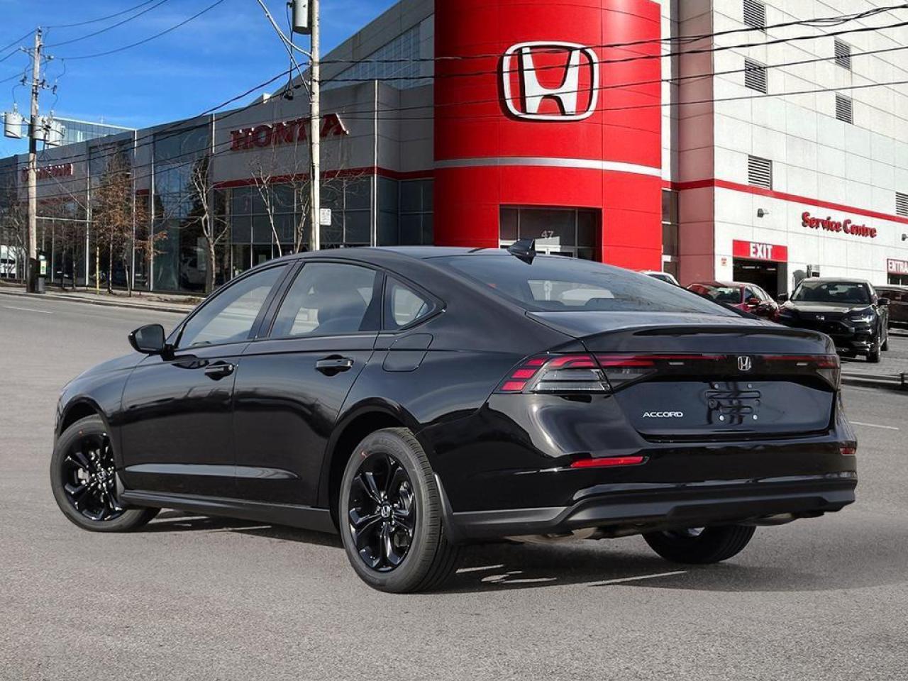 2025 Honda Accord SE 4dr Sedan Photo3