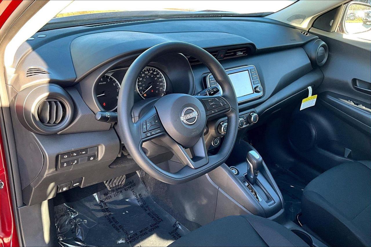 2025 Nissan Kicks Play S 4dr Front-Wheel Drive Photo