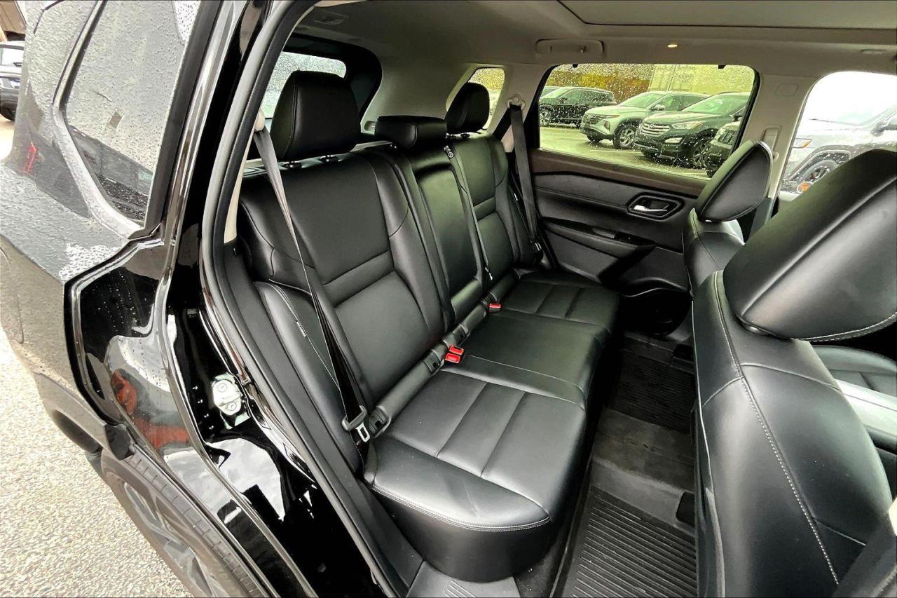 2023 Nissan Rogue SV Midnight Edition 4dr All-Wheel Drive Sport Utility Photo