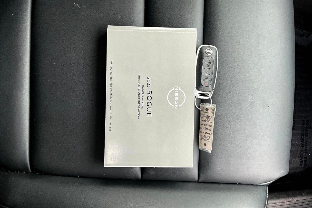 2023 Nissan Rogue SV Midnight Edition 4dr All-Wheel Drive Sport Utility Photo