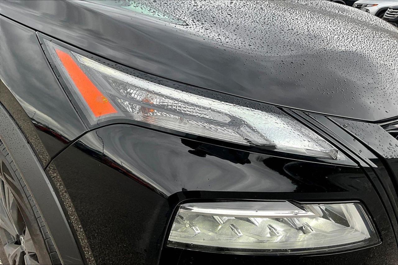 2023 Nissan Rogue SV Midnight Edition 4dr All-Wheel Drive Sport Utility Photo