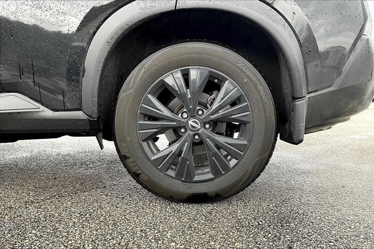 2023 Nissan Rogue SV Midnight Edition 4dr All-Wheel Drive Sport Utility Photo