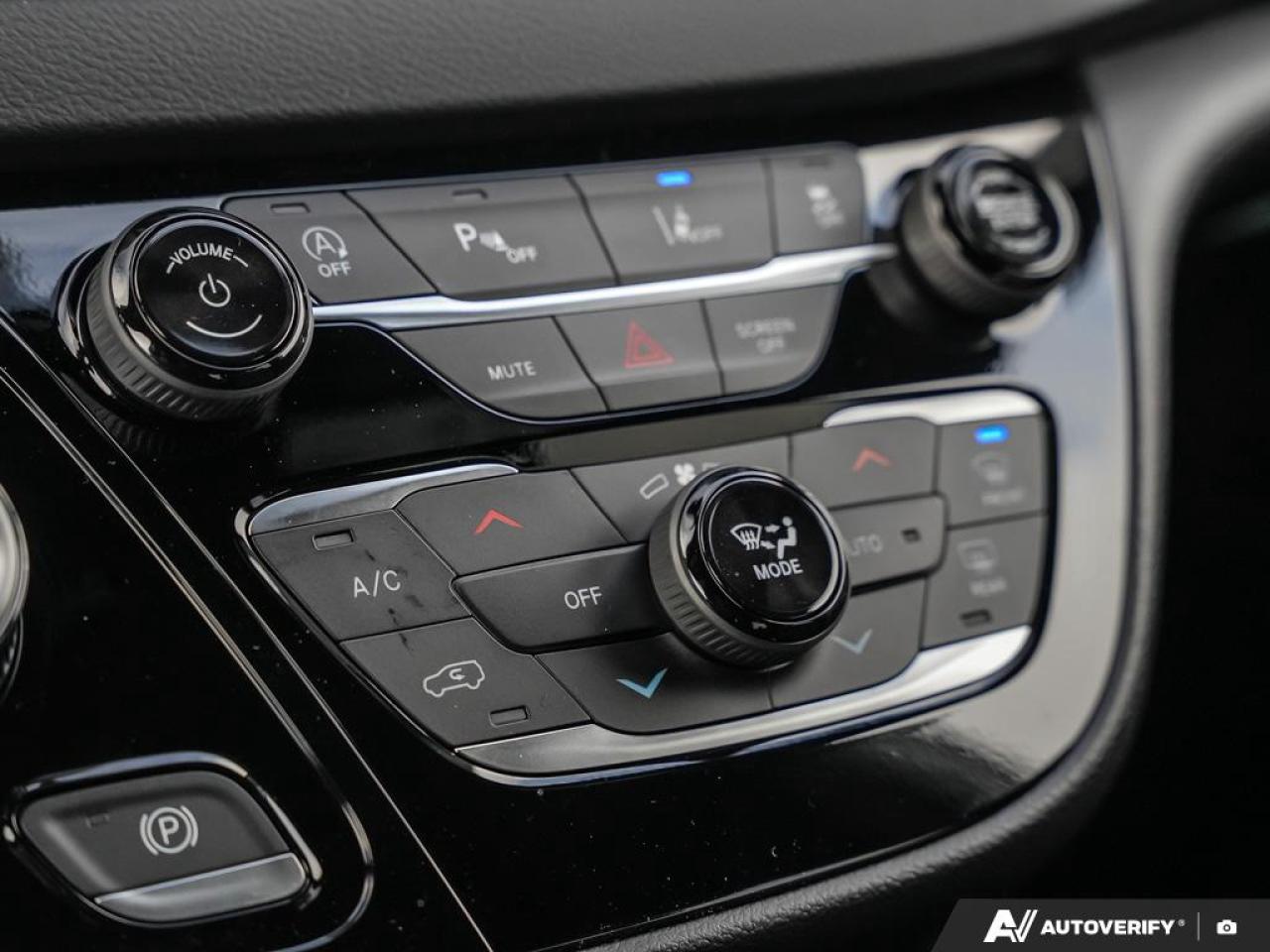 2026 Chrysler Grand Caravan SXT Front-Wheel Drive Passenger Van Photo