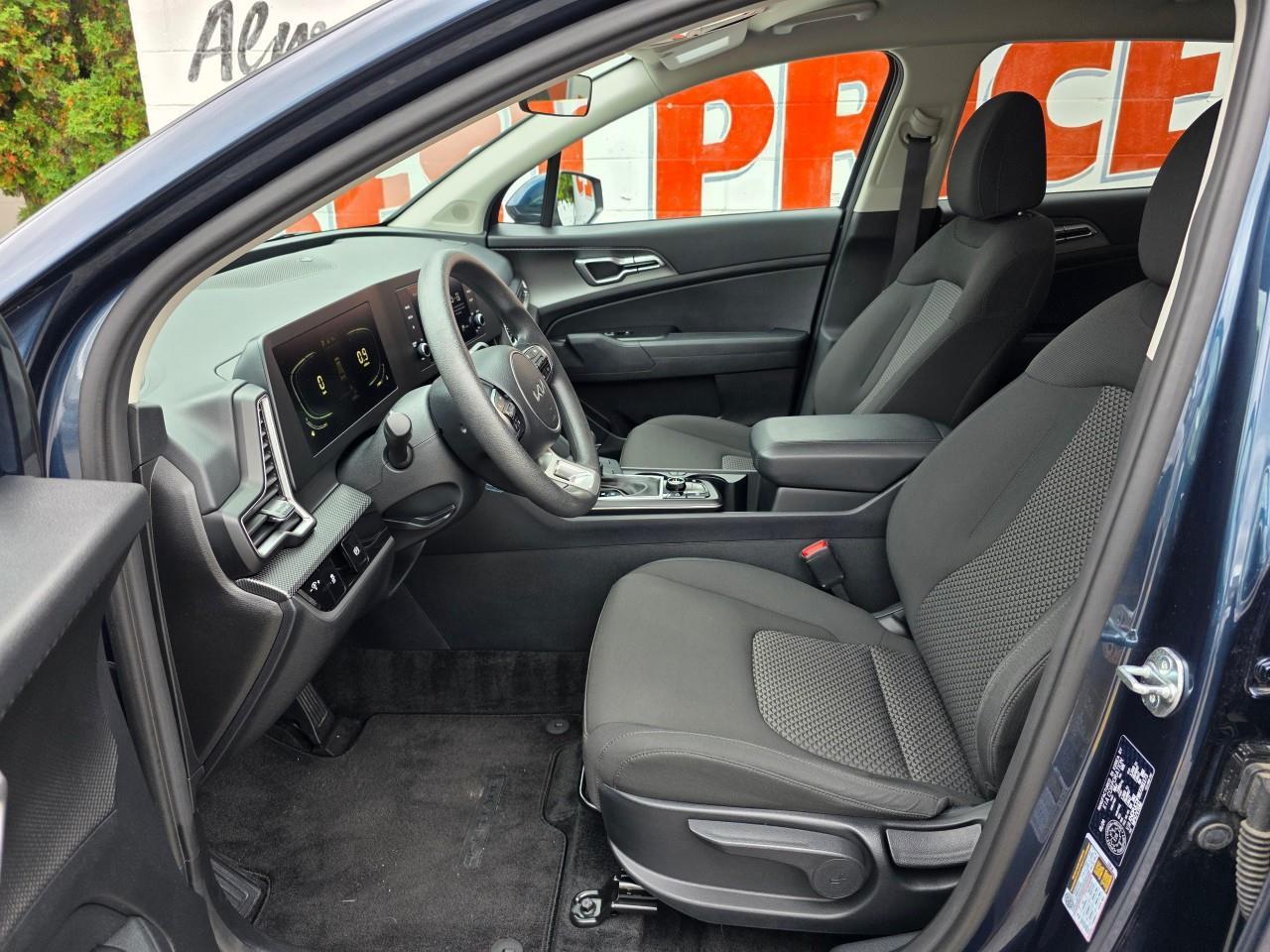 2024 Kia Sportage LX 4dr All-wheel Drive Photo