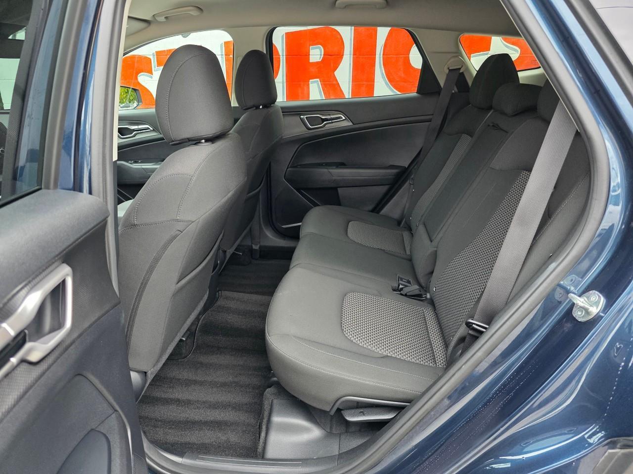 2024 Kia Sportage LX 4dr All-wheel Drive Photo