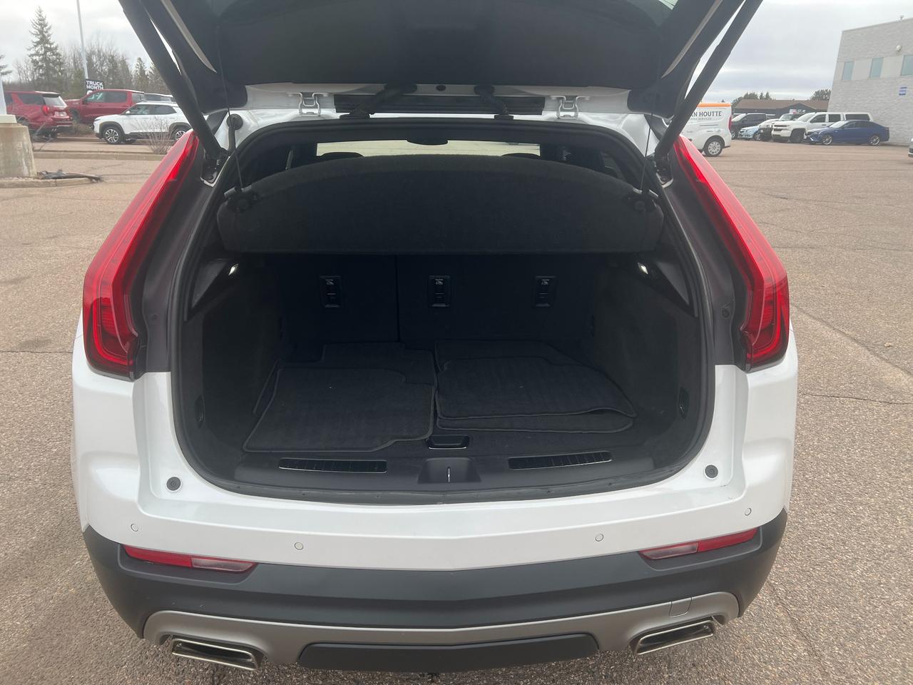 2023 Cadillac XT4 Premium Luxury 4dr All-Wheel Drive Photo