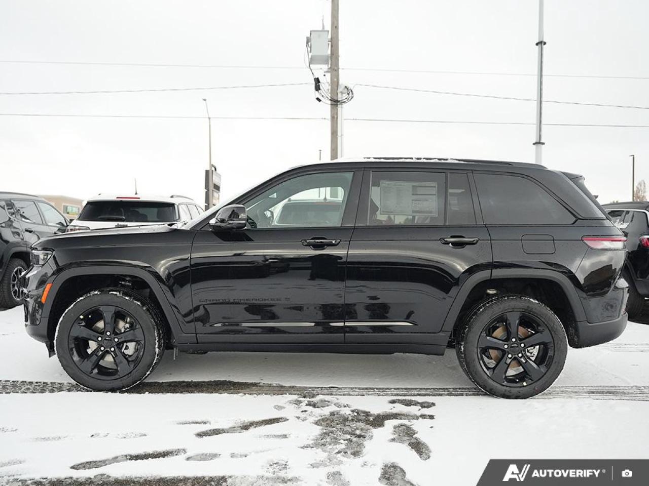 2025 Jeep Grand Cherokee Limited 4dr 4x4 Photo2