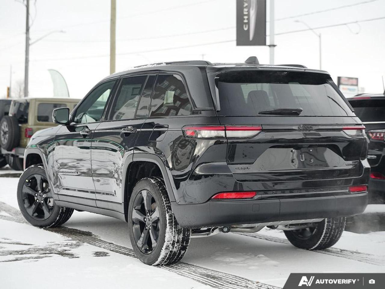 2025 Jeep Grand Cherokee Limited 4dr 4x4 Photo3