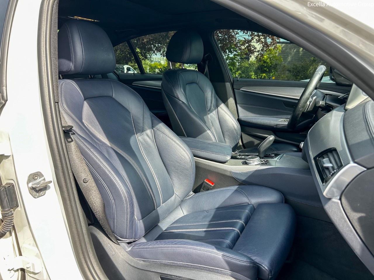 2018 BMW 5 Series 540i xDrive Sedan Photo