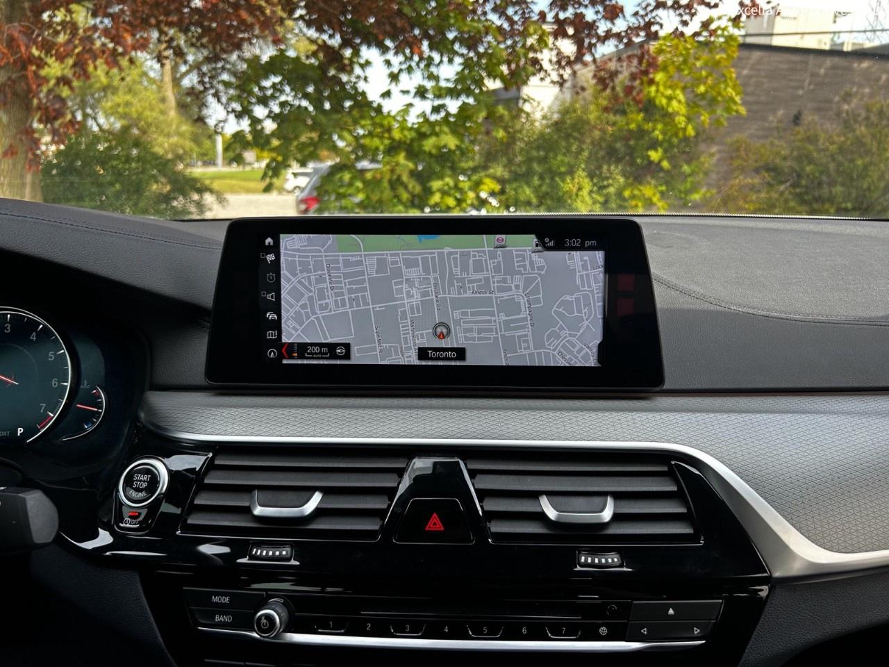 2018 BMW 5 Series 540i xDrive Sedan Photo