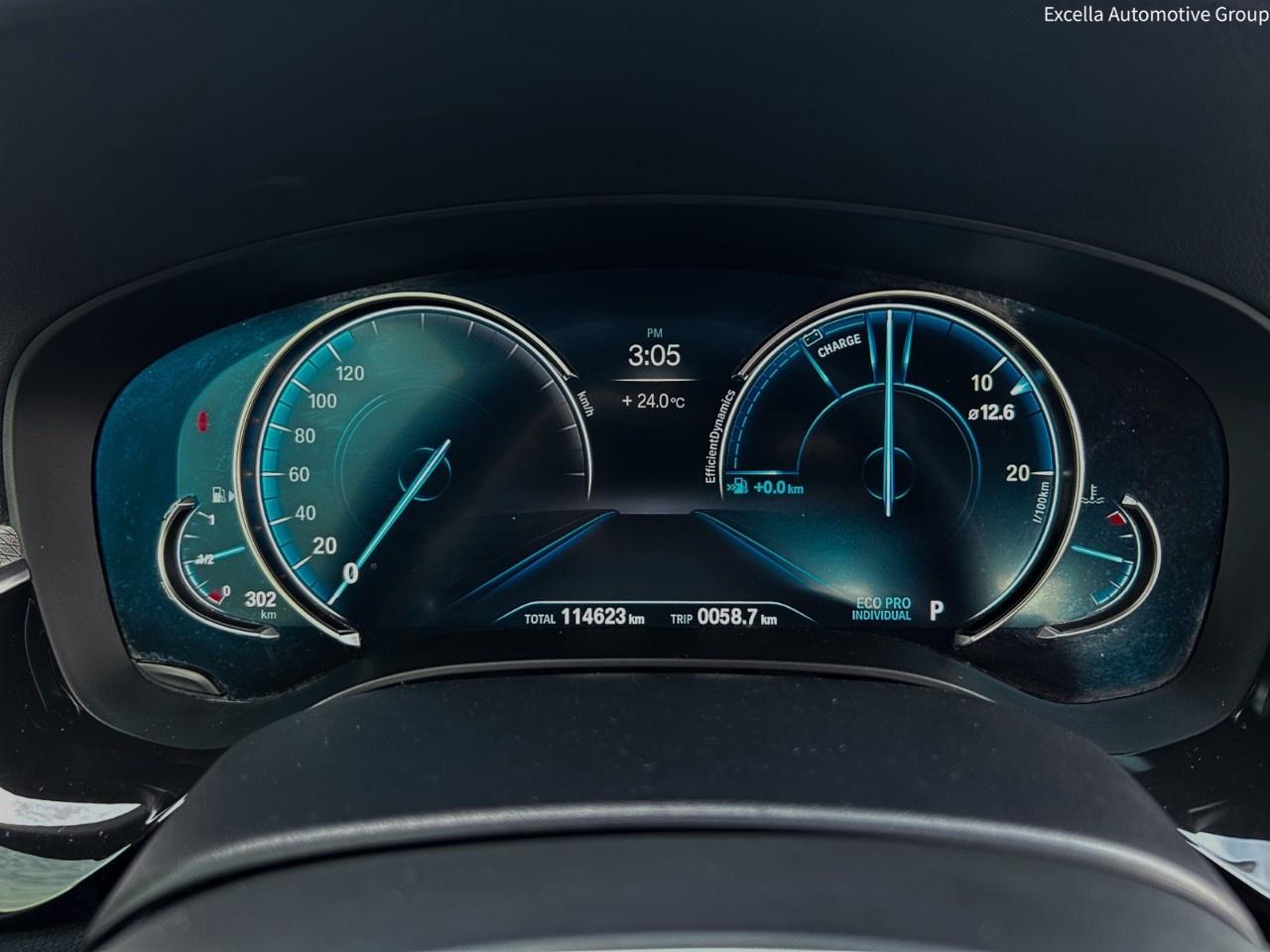 2018 BMW 5 Series 540i xDrive Sedan Photo