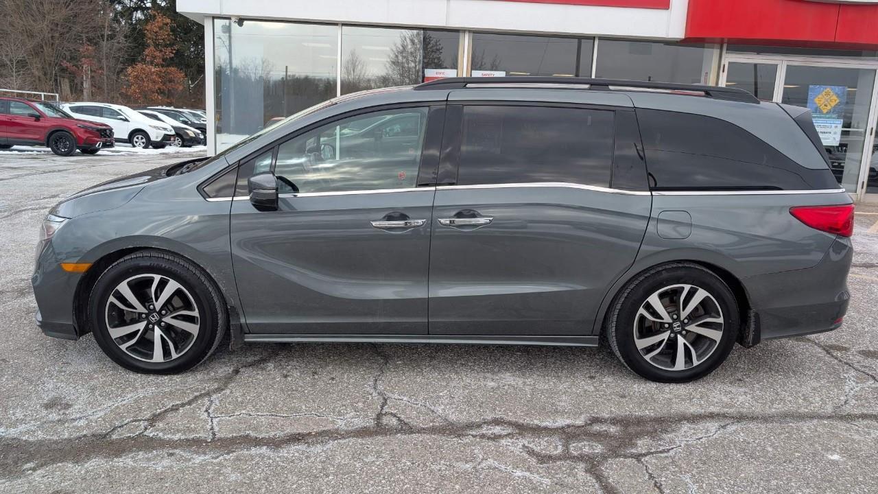 2019 Honda Odyssey Touring (A10) Passenger Van Photo