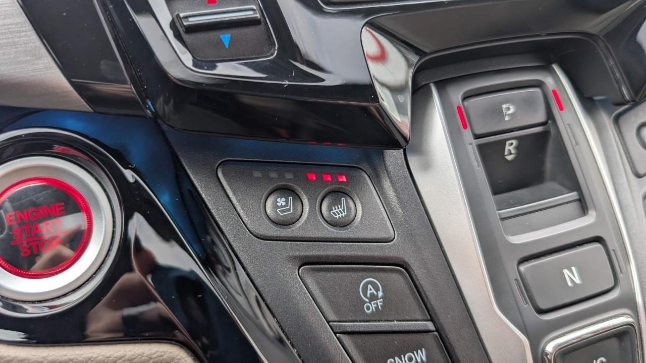 2019 Honda Odyssey Touring (A10) Passenger Van Photo