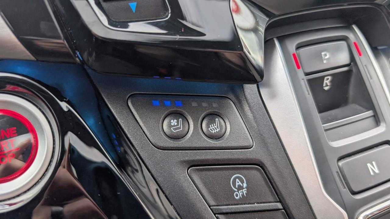 2019 Honda Odyssey Touring (A10) Passenger Van Photo