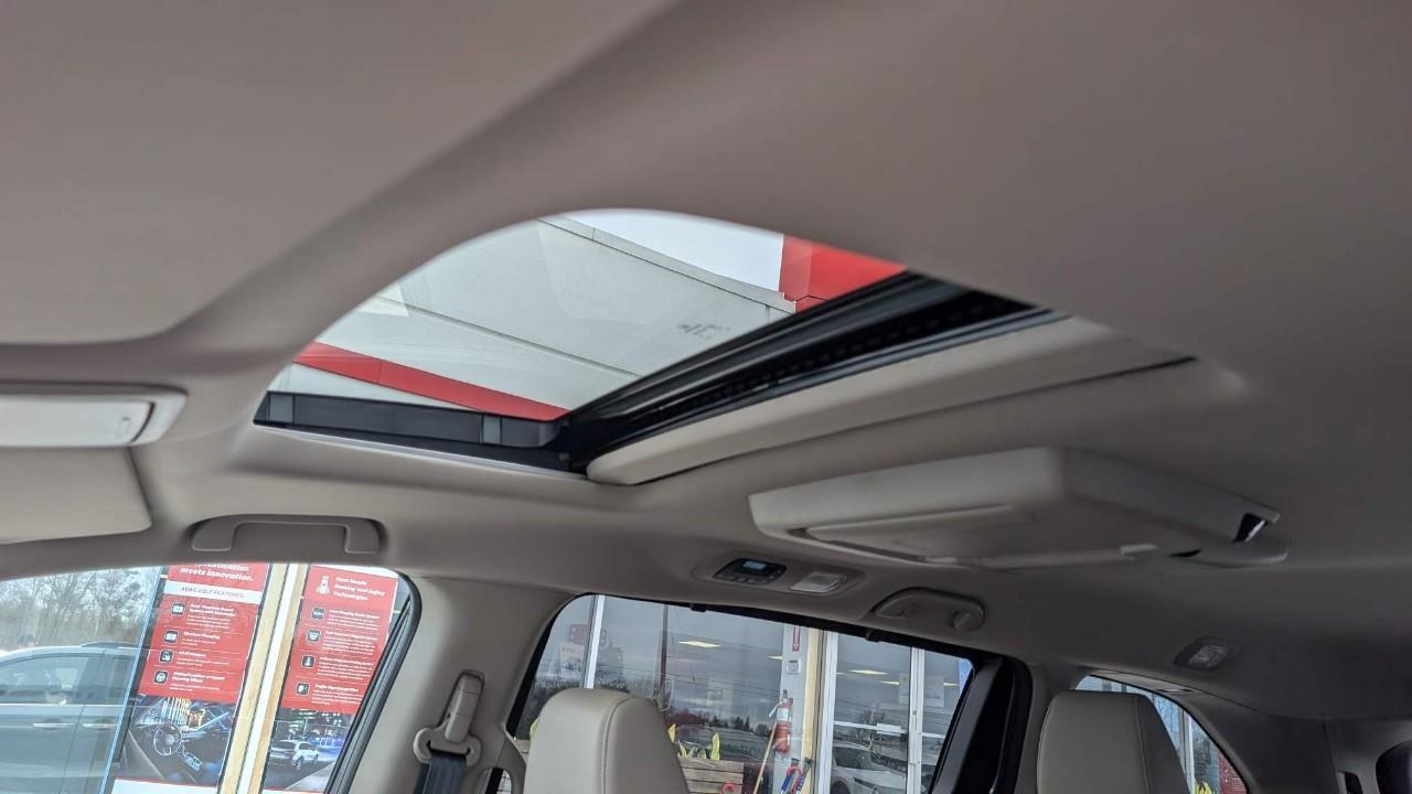 2019 Honda Odyssey Touring (A10) Passenger Van Photo