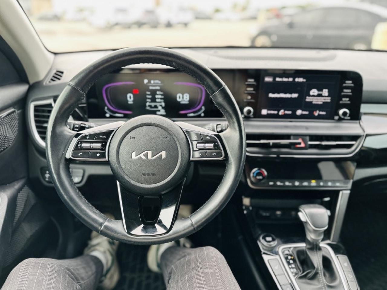 2024 Kia Seltos EX Photo