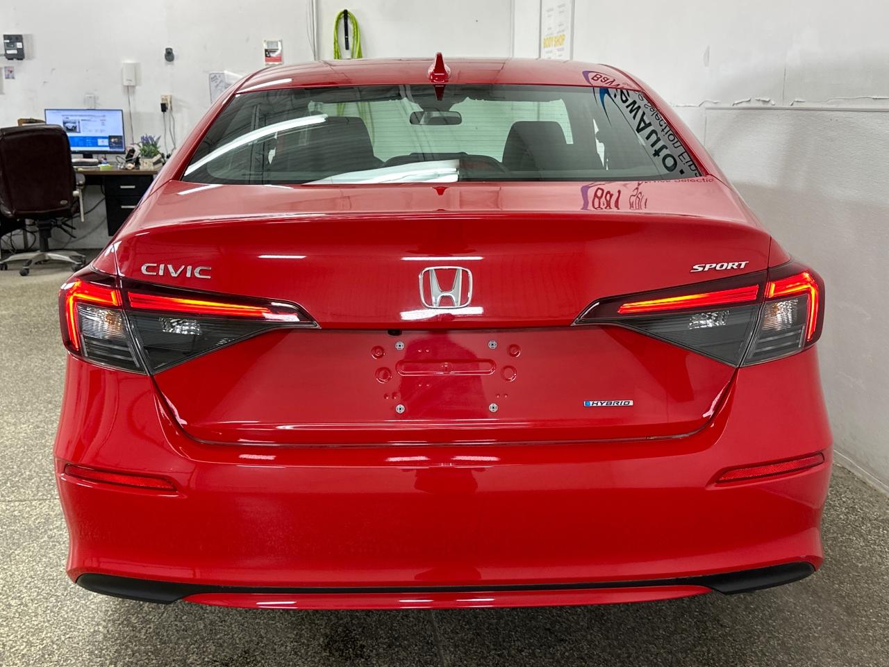 2025 Honda Civic Hybrid Sport 4dr Sedan Photo