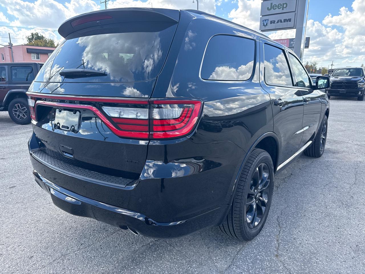 2026 Dodge Durango GT 4dr All-wheel Drive Photo4