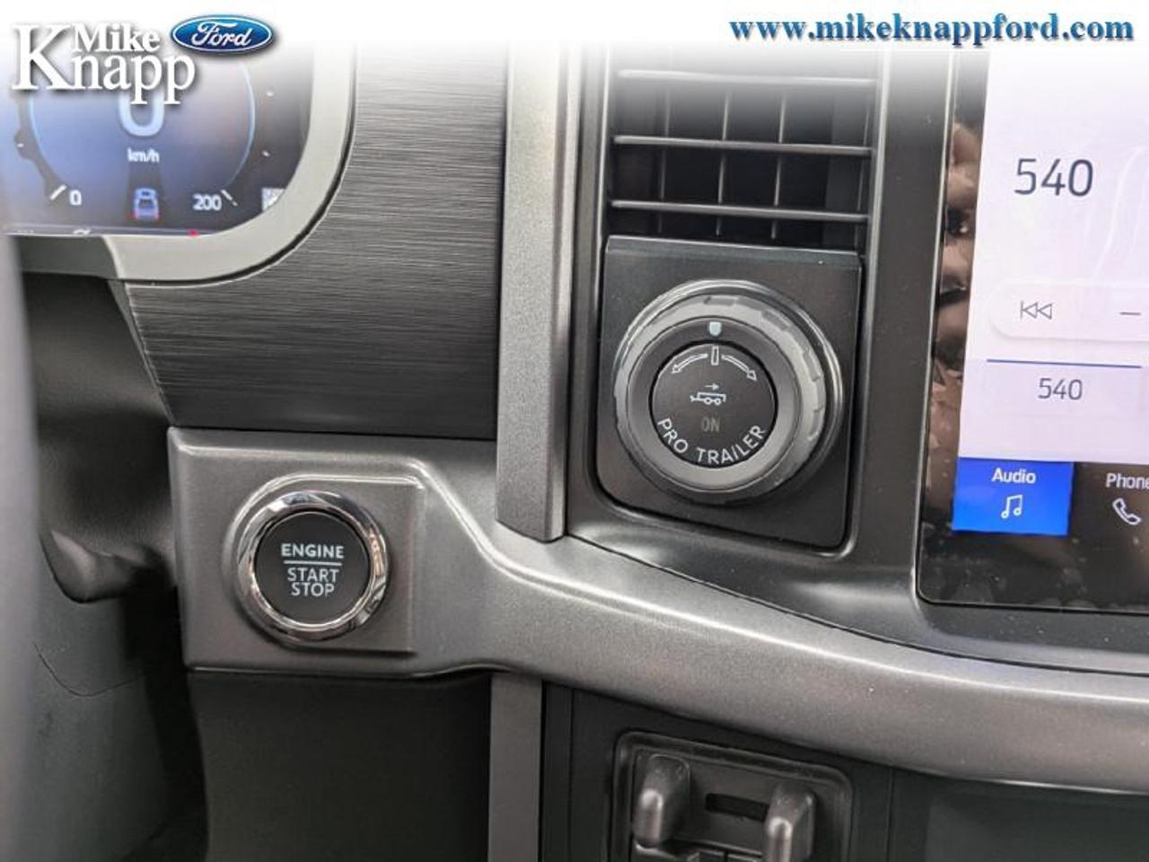 2025 Ford F-150 XLT Photo