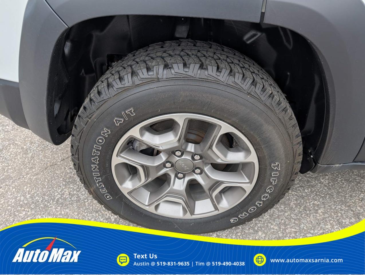 2022 Jeep Cherokee Trailhawk 4dr 4x4 Photo