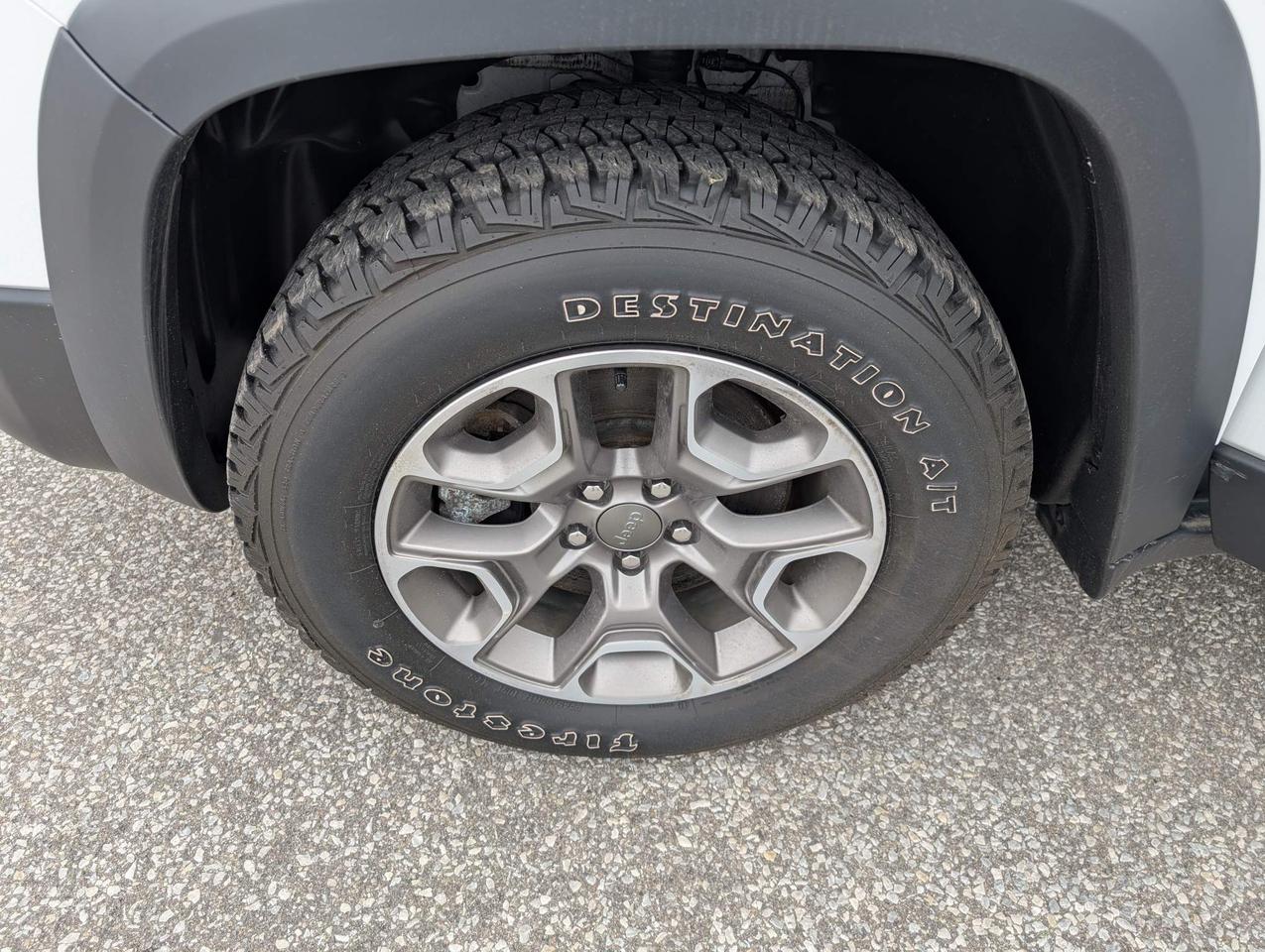 2022 Jeep Cherokee Trailhawk 4dr 4x4 Photo