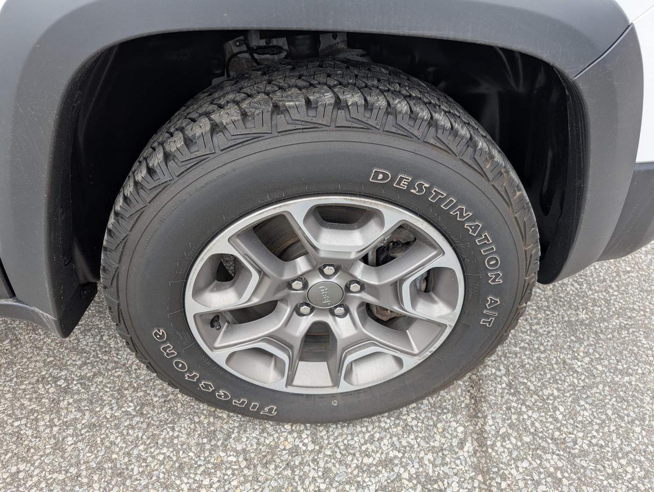 2022 Jeep Cherokee Trailhawk 4dr 4x4 Photo