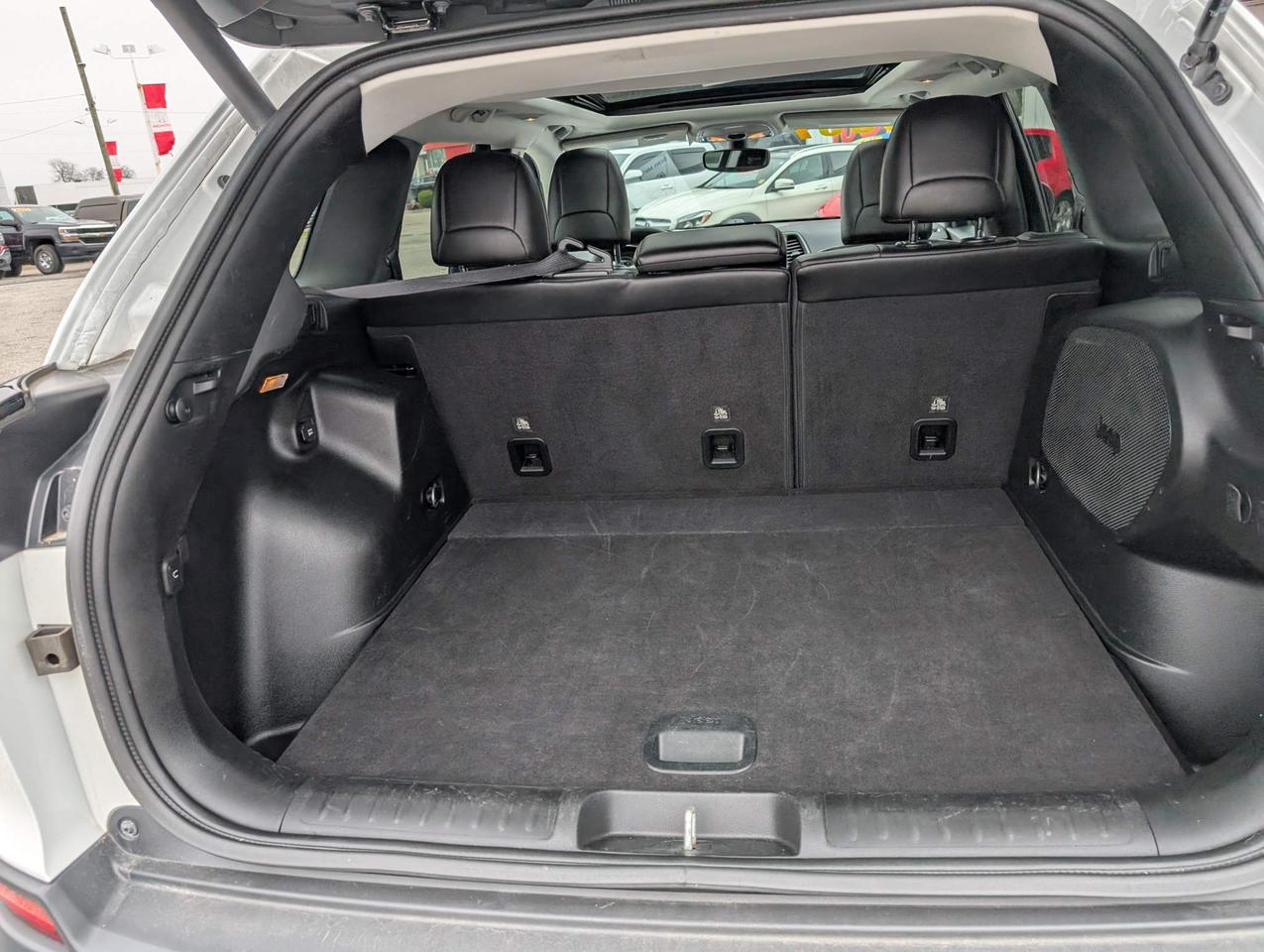 2022 Jeep Cherokee Trailhawk 4dr 4x4 Photo