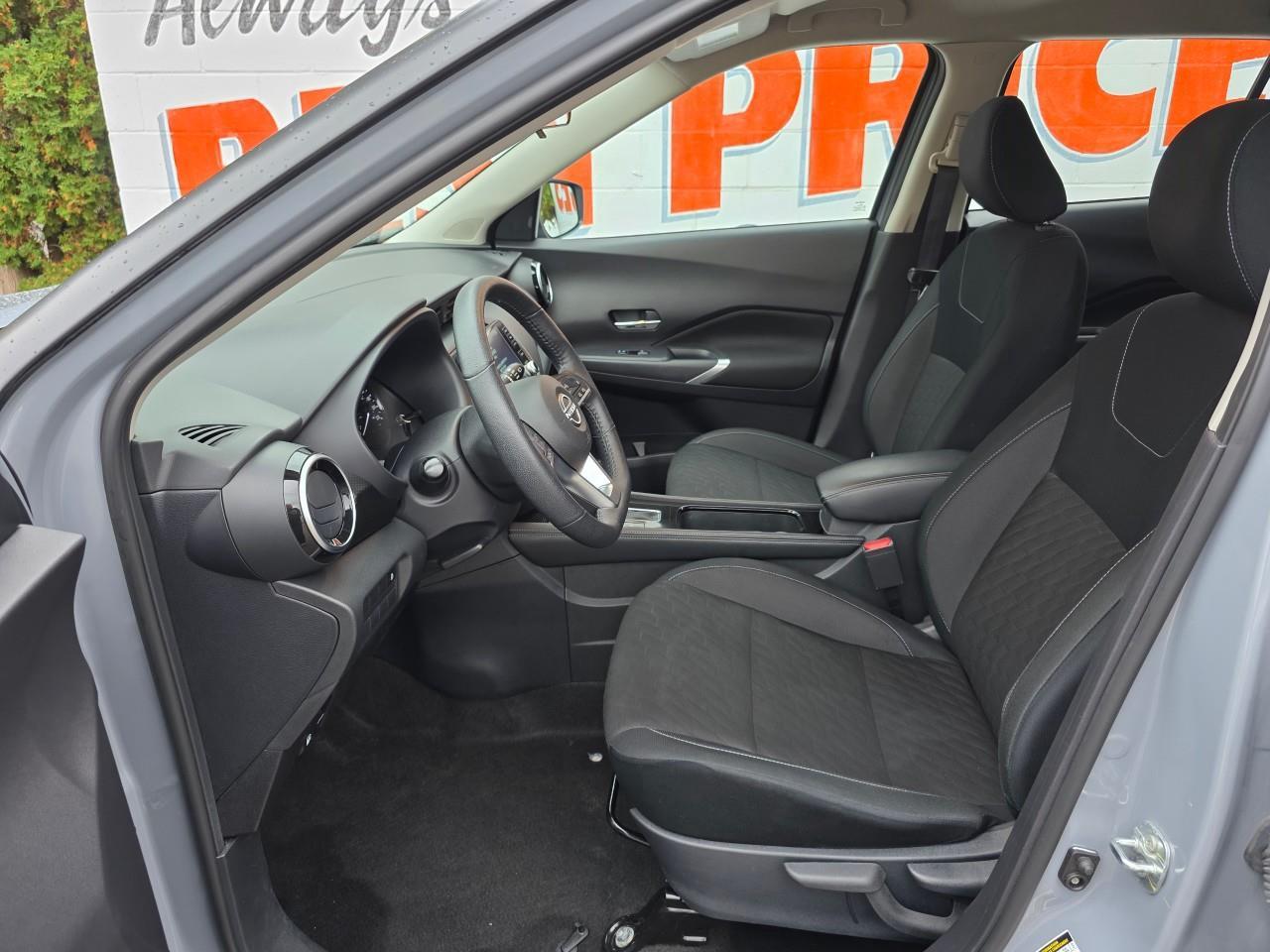 2024 Nissan Kicks SV 4dr Front-Wheel Drive Photo