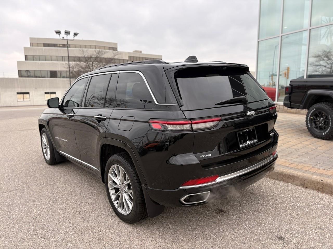 2024 Jeep Grand Cherokee Summit 4dr 4x4 Photo