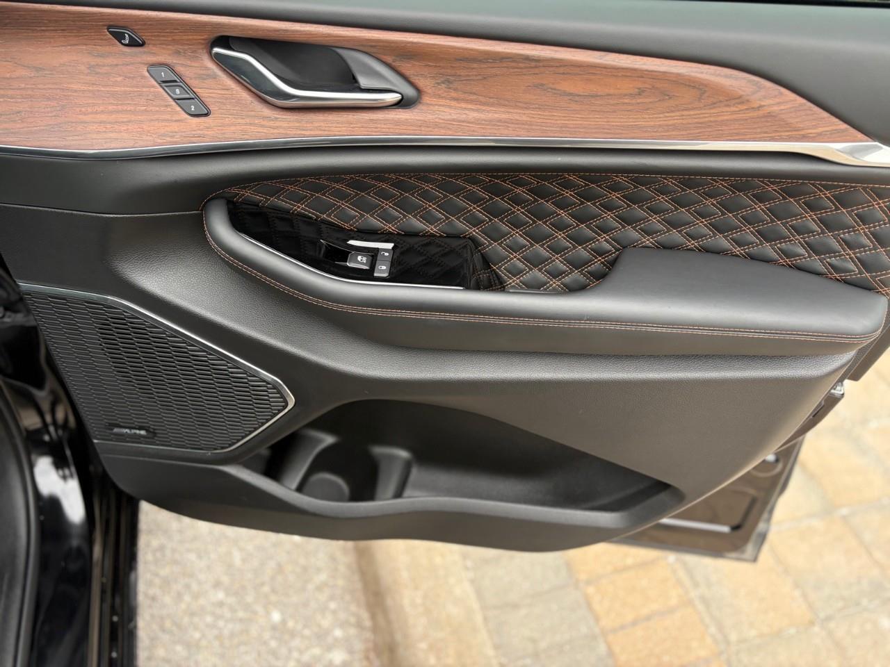 2024 Jeep Grand Cherokee Summit 4dr 4x4 Photo