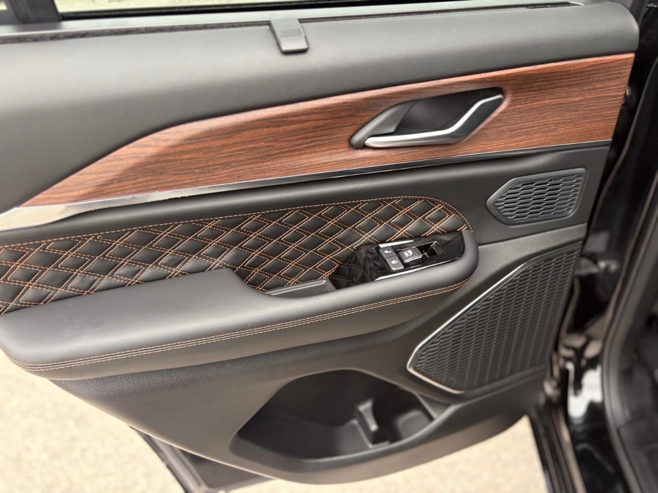 2024 Jeep Grand Cherokee Summit 4dr 4x4 Photo