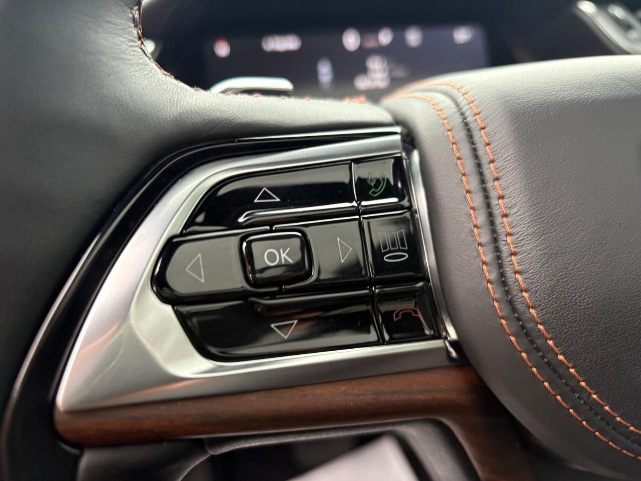 2024 Jeep Grand Cherokee Summit 4dr 4x4 Photo