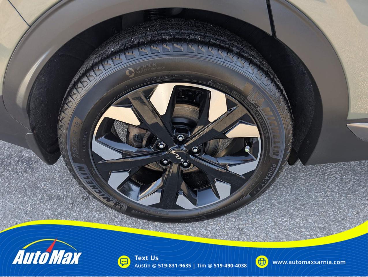 2023 Kia Sportage X-Line Limited w/Green Interior 4dr All-Wheel Drive Photo