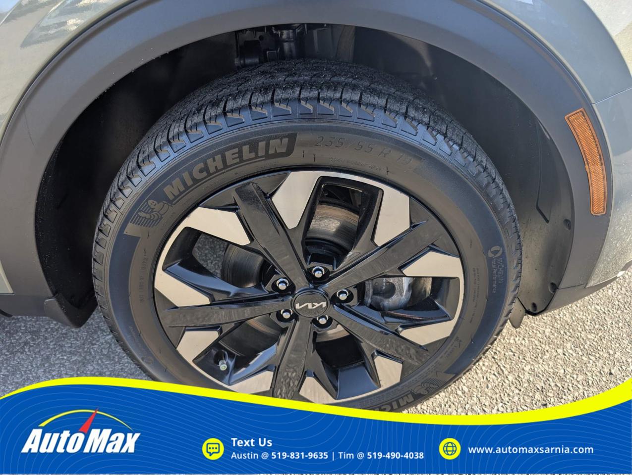 2023 Kia Sportage X-Line Limited w/Green Interior 4dr All-Wheel Drive Photo