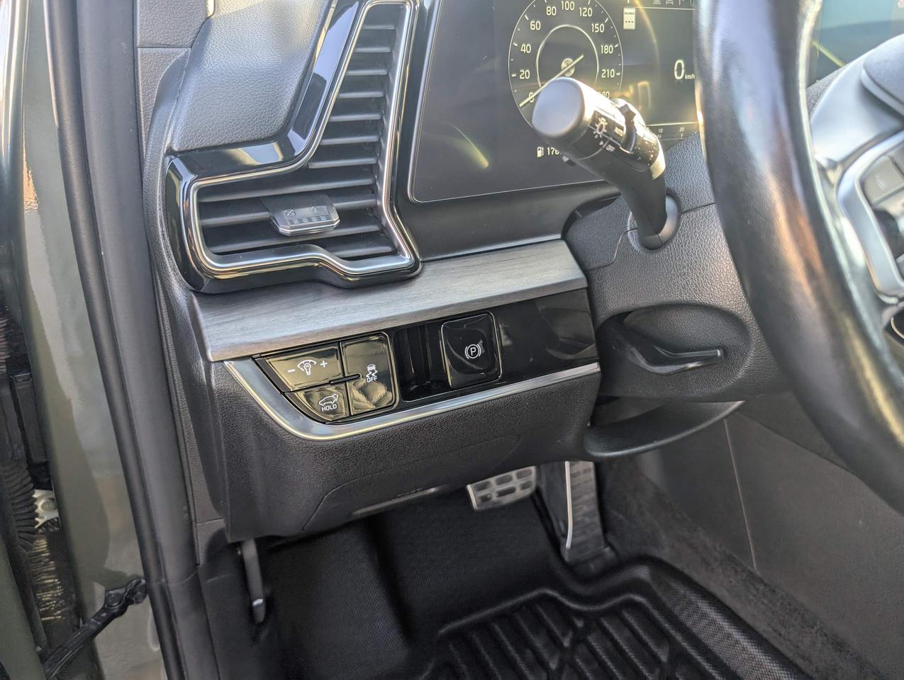 2023 Kia Sportage X-Line Limited w/Green Interior 4dr All-Wheel Drive Photo
