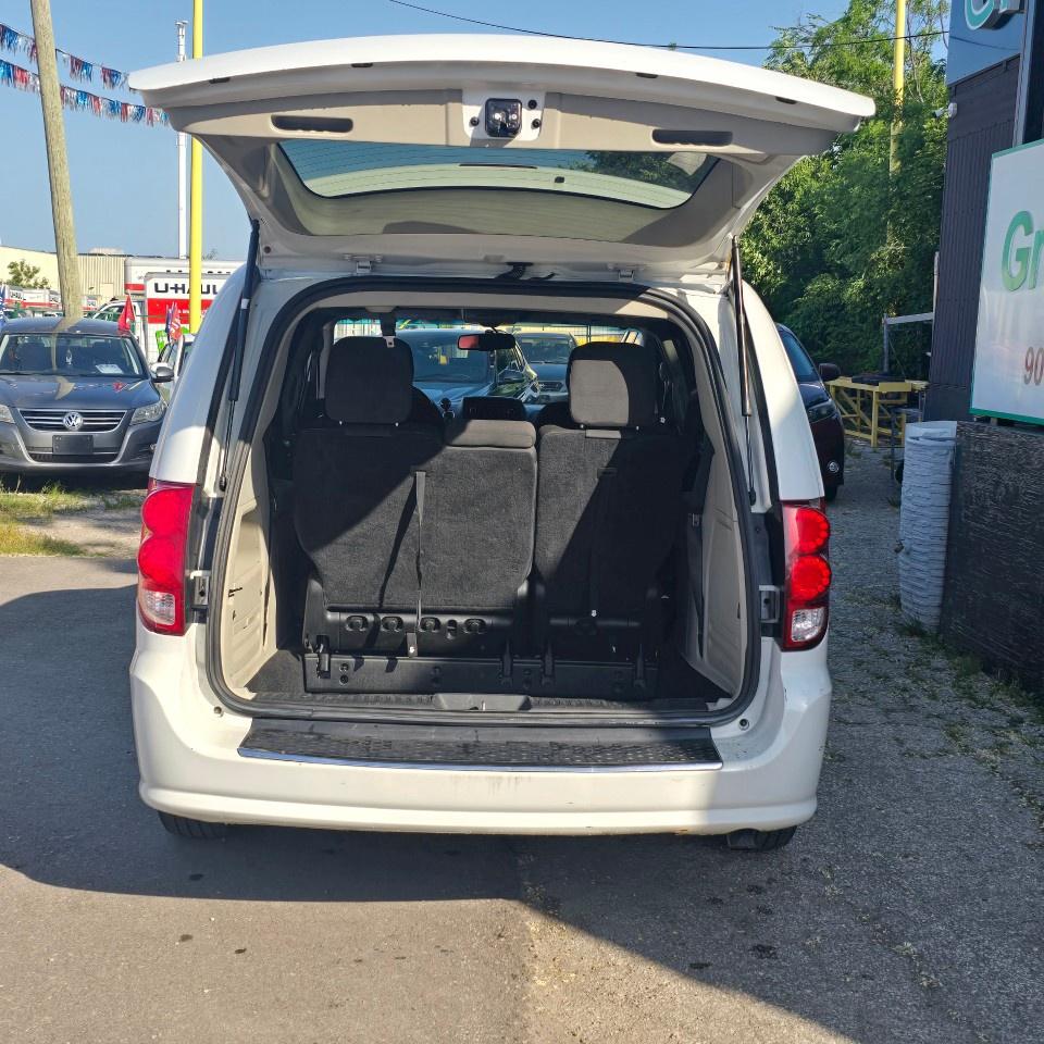 2017 Dodge Grand Caravan 4dr Wgn SXT Photo